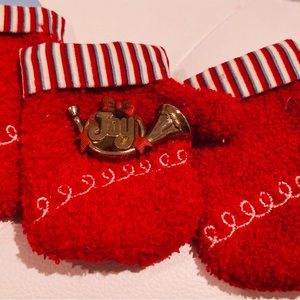 Set of three Starbucks holiday gift card holders/ mittens